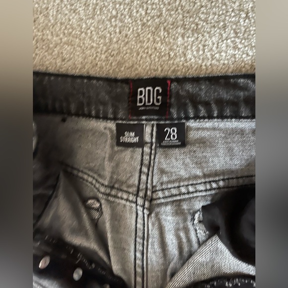 BDG Urban Outfitters Mom jeans - slim straight - Picture 3 of 3